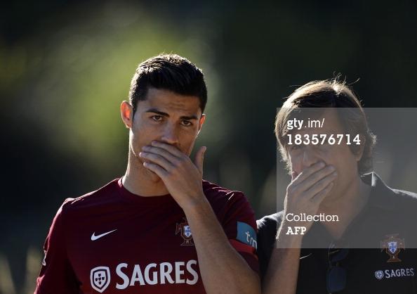 BolaholicID's tweet photo. Cristiano Ronaldo:  saya tidak mau bertukar baju dengan pembunuh (Israel) - Baca: http://t.co/DWNd6g4cQa http://t.co/EmtLdFiDdx