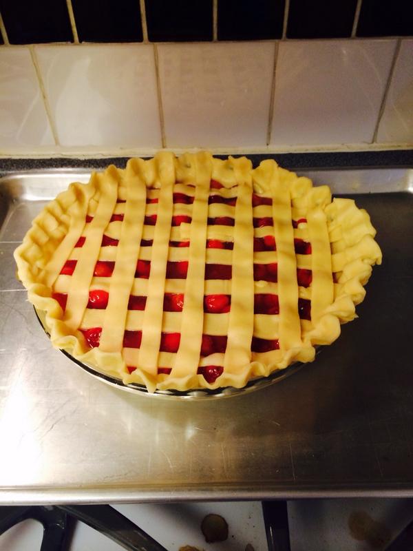 ludwig62's tweet photo. Door county cherry pie for dinner. http://t.co/2b4Irn7olb