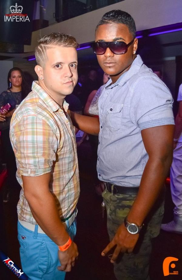 yasma23's tweet photo. with my friend in the club Imperia!! http://t.co/5EGTv9ytcS