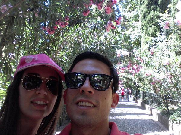 JustoMartos's tweet photo. Se acabo un gran viaje con la mejor compañia posible @YolandaConesa1 y ya van 6 y sumando!! #Granada #Alhambra http://t.co/lceGoXoYEs