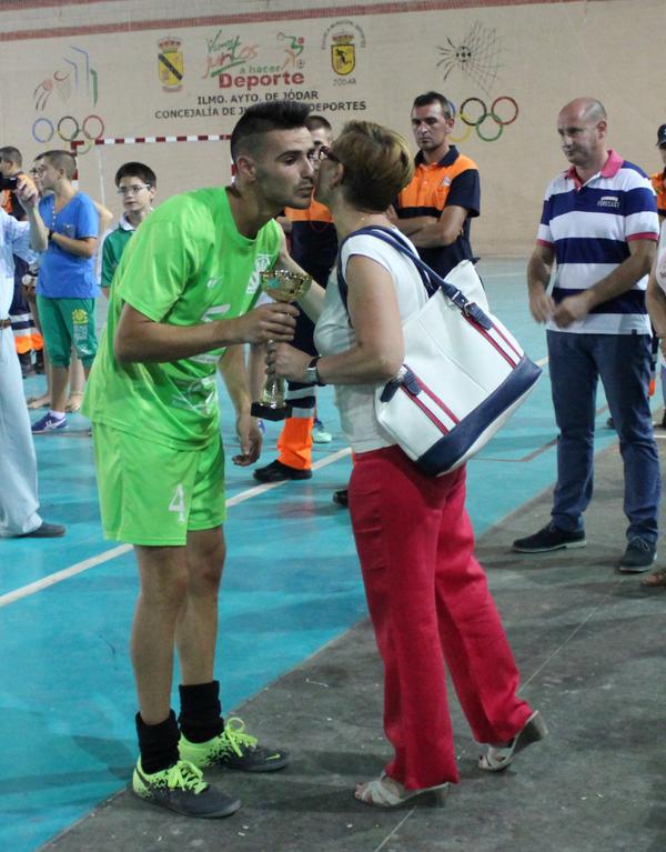 futbolsalajodar's tweet photo. MVP de la final. Enhorabuena campeón. @diegoeljopi http://t.co/8r0Dpn6pNU