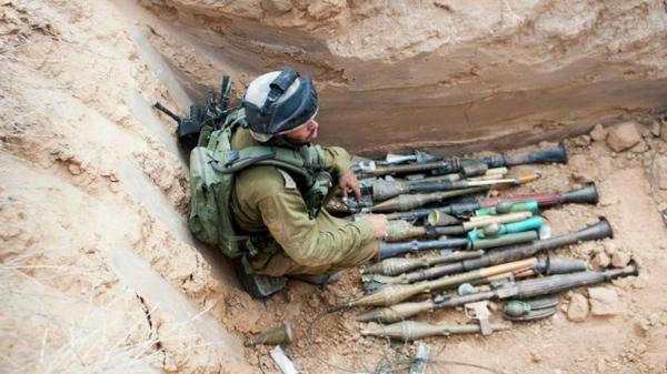 IsraeliSniper's tweet image. @Druid_Con then how did one of our paratroopers get into the picture??