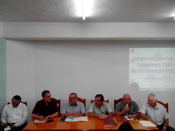 CtmFTYucatan's tweet photo. Mesas de Trabajo de la FTY (13/07/14) http://t.co/LCYpTdki9u
