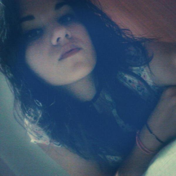 EstherEmc's tweet photo. Que no te digan que el cielo es el límite, cuando hay huellas en la luna. http://t.co/BGyM8EBrU6