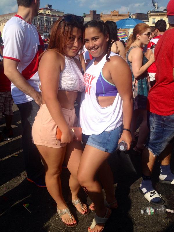 cravingcole's tweet photo. #PeruvianParade 😛 http://t.co/yO6bM2YwJn