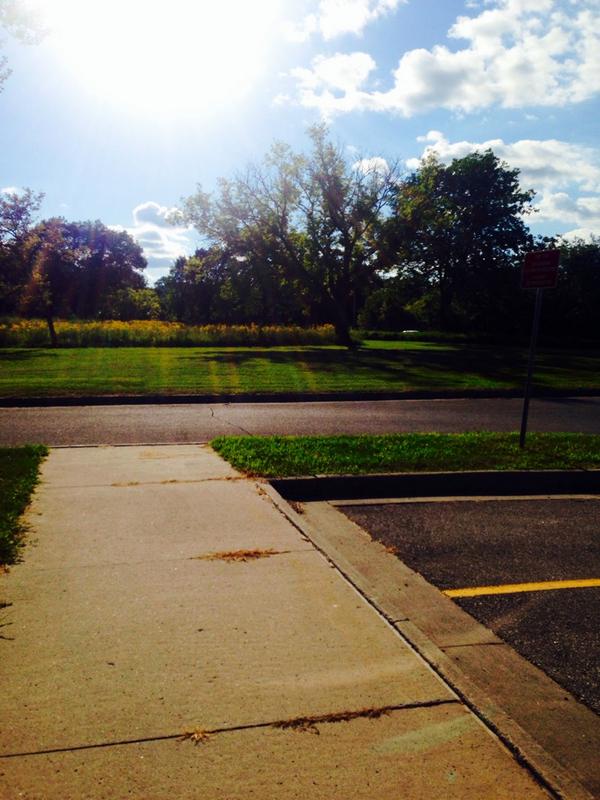 sararockow's tweet photo. Weather like today gets me beyond pumped for fall! Such a beautiful day! http://t.co/VVN4a2e1Rz