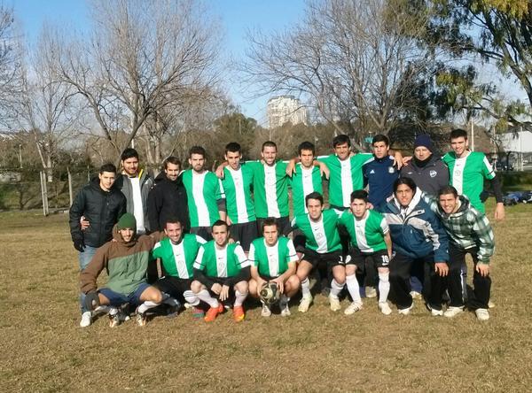 Un gran plantel, un gran grupo, una amistad de muchos años.. <a href="/UBADeportes/">UBA Deportes</a> #TorneoAbiertoUBA #namberjuveniles