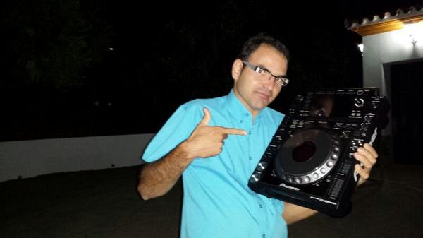 PINOEER 2000 EL MEJOR N 1 DJ CHOKEKA WAPO