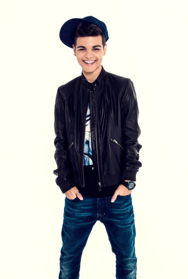 AbrahamMateo's tweet photo. Buenas noches Princesas Traviesas!! #SoñadBonito ;) Os amo <3 http://t.co/v7Hp9CvbgB