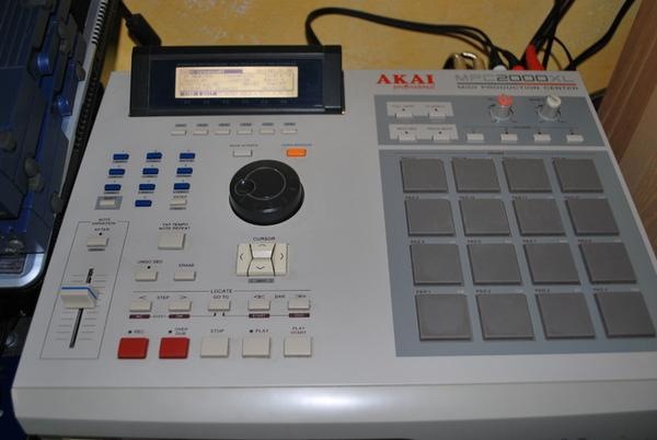 stevepackson's tweet photo. finally got the mpc http://t.co/wvehJOjDRG