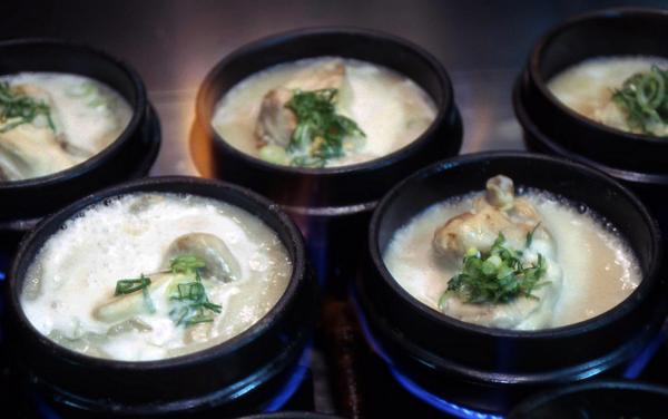 ggongalmfuny's tweet photo. 오늘이 벌써 #중복 이라네요. 초복에 못먹은 닭, 오늘 점심은 꼭 일닭을 해보겠습니다. 즐거운 점심 시간 되세요~  (#꽁알 바로가기 : http://t.co/avFgmWmngA) http://t.co/11HQUk8Zs4