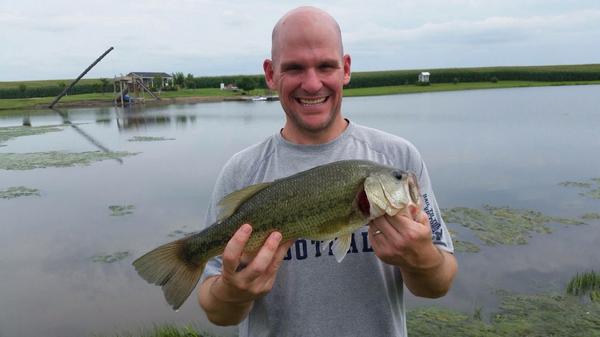 lumpynelson's tweet photo. Ripped some lip this weekend #bassassasin http://t.co/sMmEDCqNo4
