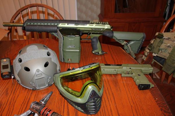 nerdimmersion's tweet photo. All cleaned up after a hard days play, pic as requested of my gear!#paintball @warFareWeaves #dyeDAM #VirtueVio #TiPX http://t.co/k8wd0KuEak