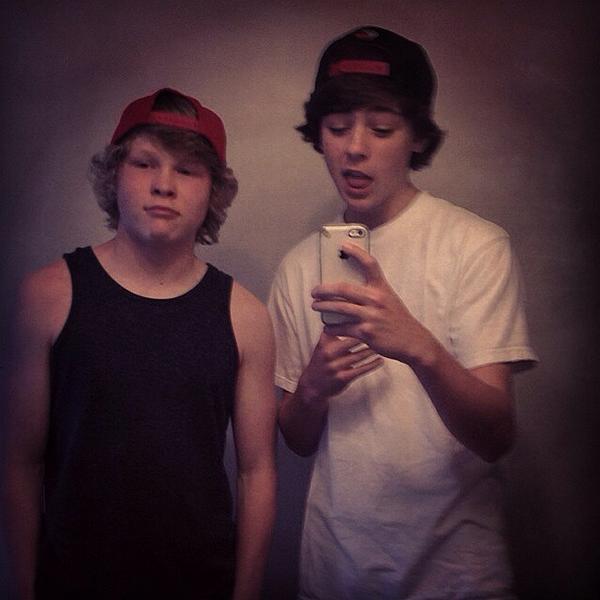 TheWhiteWigger's tweet photo. Stay trippy http://t.co/tIHSbSMiVU