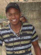 stefane50903103's tweet photo. As vezes tudo q a gente prescisa é d 1  abraço bem apertado d quem a gente ama Tipo vc :`( http://t.co/h5GCNeqBZk