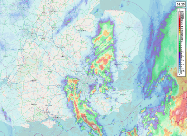 danholley_'s tweet image. Quite a serious situation in Brighton/Hove this morning. Radar-estimated accumulation suggests 120+mm here so far: