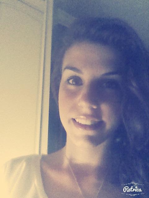 DiosaTrini's tweet photo. This is meeeeeee :* http://t.co/H34e3rf6LD