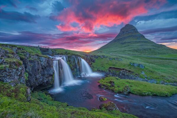 _Paisajes_'s tweet photo. Islandia. Foto de Colby Brown. http://t.co/BTYhrCk3Pf