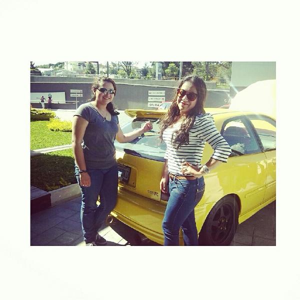 Clari_rivera's tweet photo. @Srita_Menendez_ Mira que chulas salimos jejeje http://t.co/mc5LIGRSOV