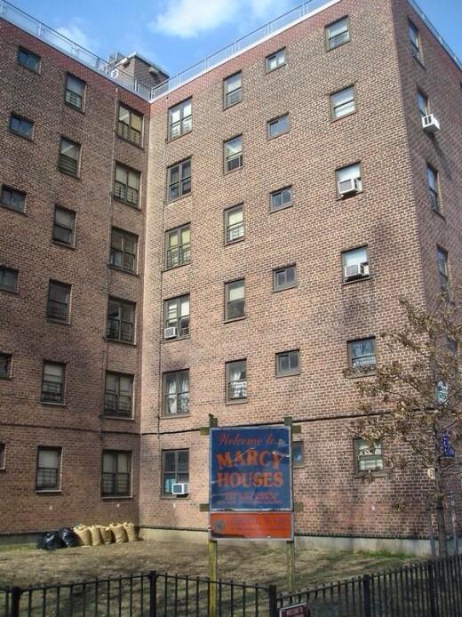 hova69's tweet photo. I miss my Hood. I'll alway be from Marcy. http://t.co/yL8h4GtzEs