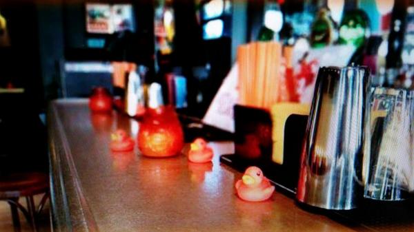 Jimmybeak's tweet photo. God stemning på en onsdag.. ses onsdag på mini bar ;) vi åbner kl. 20:00 http://t.co/sZnuQKCEXW