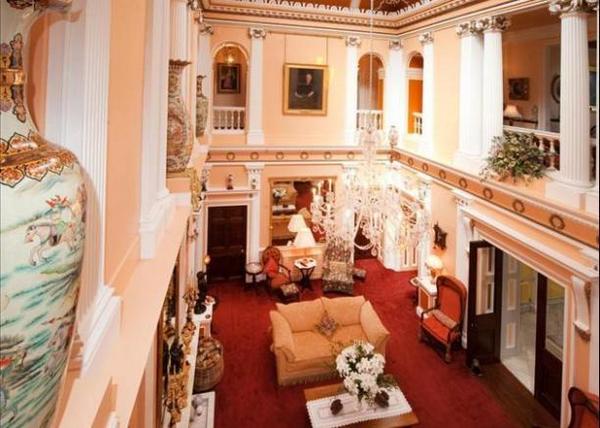 StatelyHomeNews's tweet photo. Sold: Quernmore Hall in Lancashire @QParkHall asking £3.25m with 23 acres to @OystonGroup GII* http://t.co/djSOWdvnEs http://t.co/qFE4iNJo7O