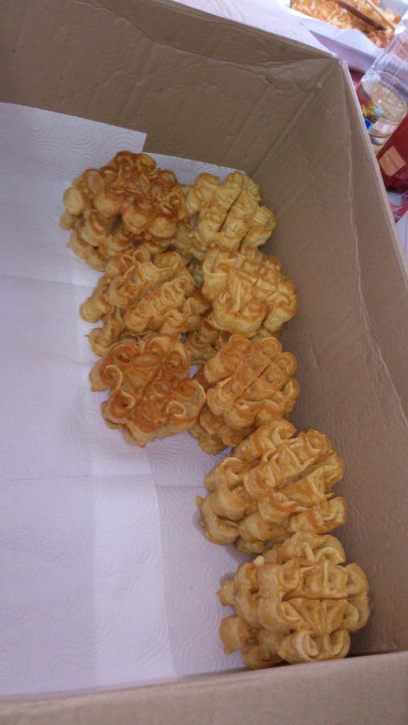 Falla82's tweet image. Una de flores murcianicas jejejje