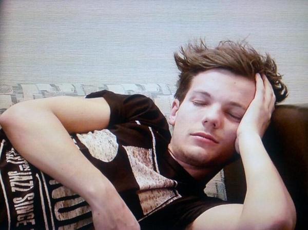 1d_cancan's tweet photo. LOUISの誕生日までに1224RT目指します♩
Dirのみなさん協力よろしくお願いします💕✨
#BestFandom2014OneDirection
#MTVHosttest One Direction http://t.co/vISM3pDyTf