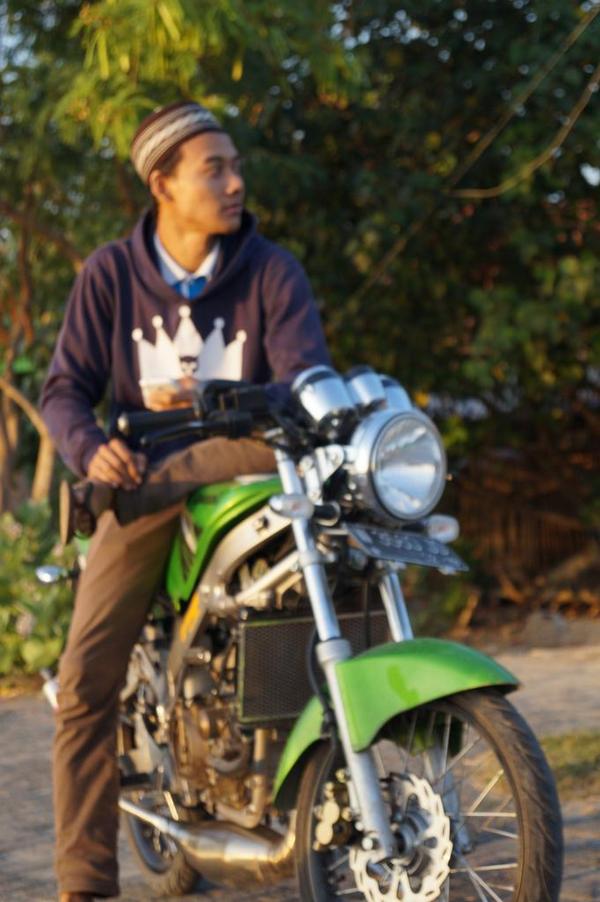 iyuEd_92's tweet photo. Hunting foto with friends http://t.co/ayM1v2mZsQ