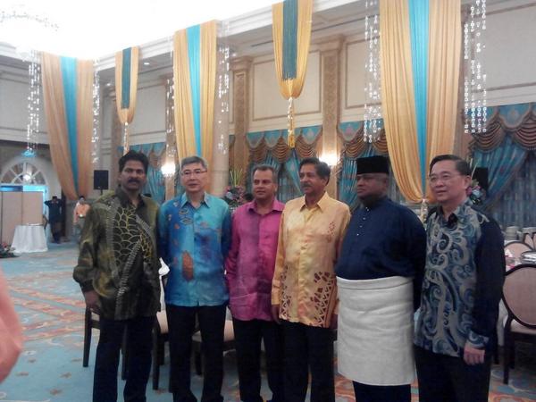 Bersama Jemaah Menteri di Seri Perdana sambutan Hari Raya Aidilfitri.