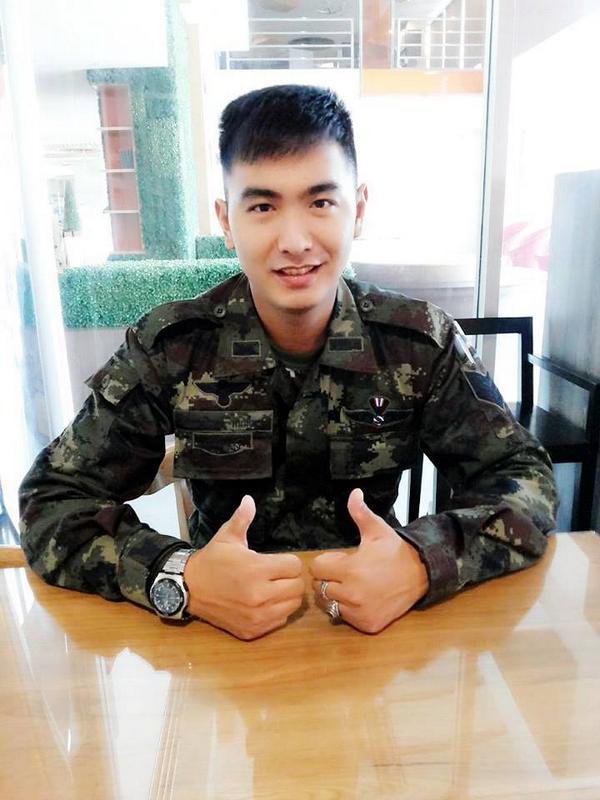 thaisoldier_'s tweet photo. แบบนี้ สเปคใครบ้างครับ Twitter @thaisoldier_ http://t.co/lx1h2TCe50