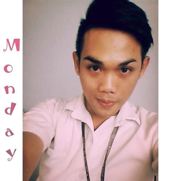 milcientodose's tweet image. Feeling fresh because I'm not feeling well 😪😂 #Monday #selfie #eyebugs #stress #vga #hastag #everything #wakoyL