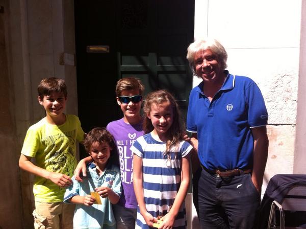 MatthewsonBecky's tweet photo. Highlight of Venice trip meeting Francesco da Mosta !! #lovelyinreallife http://t.co/uZbsb4bJDV