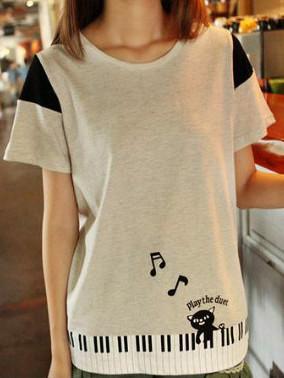 CuteJFashion's tweet image. So Much Love for this #Kawaii T-Shirt, only £9.99. cutejapanesefashion.com/Neko-Piano-Tee #NekoTShirt #KittyTee #KawaiiTee