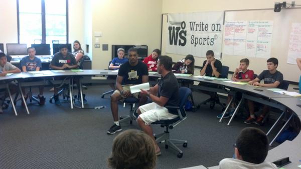 MarkCAlexander's tweet photo. Great morning@WriteonSports with @harmonmt and @FreeTheFaulcon 
Great kids learning and having fun. http://t.co/YTbvgam5un