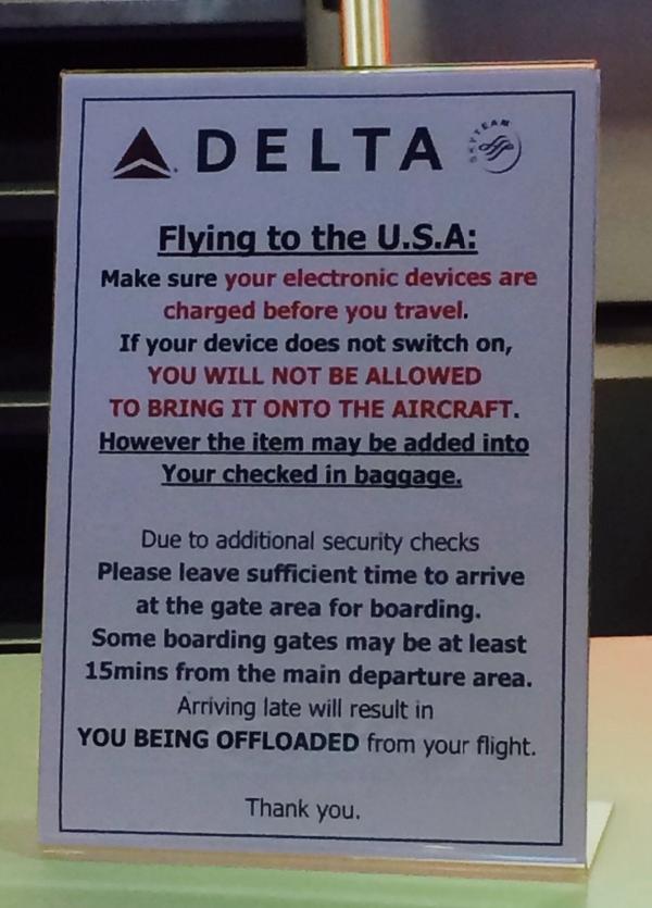 UXMeme's tweet photo. Oh @Delta , telling us to charge our electronics at check in is a little late. Got a plug I can use? #uxfail http://t.co/fj1VHXE6TN
