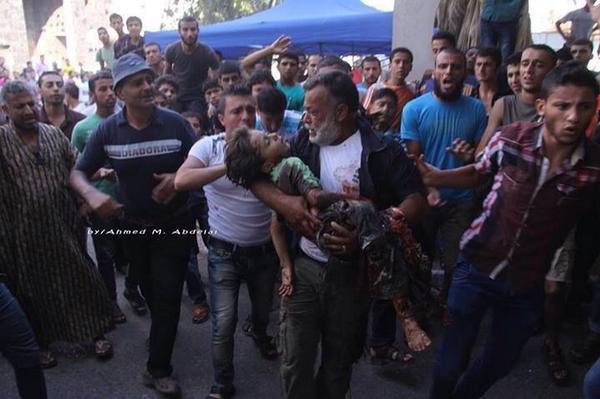 ZaferQQQ's tweet photo. İsrail uçakları Çocuk parkına saldırdı! 10'dan fazla çoçuk  şehid edildi. 
Bugün #Gazze'de şehid çoçukların bayramı http://t.co/wIr8phxcGl