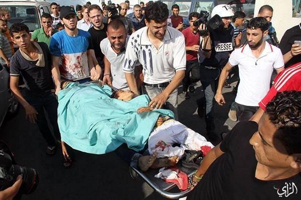 ZaferQQQ's tweet photo. İsrail uçakları Çocuk parkına saldırdı! 10'dan fazla çoçuk  şehid edildi. 
Bugün #Gazze'de şehid çoçukların bayramı http://t.co/wIr8phxcGl