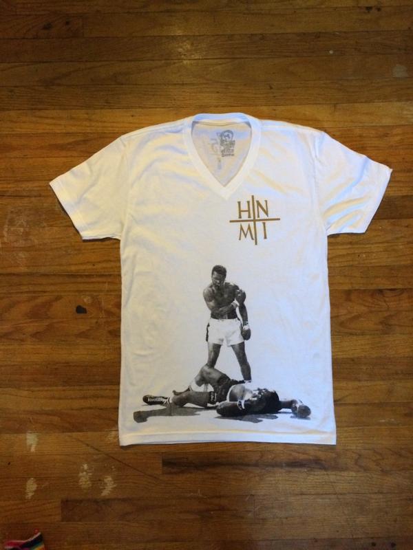 RICE2RICHES_'s tweet photo. #735Clothing
#HatersNeverMakeIt
#LoveWisdomArt
#LogoFace
#RumbleYoungManRumble ALL AVAILABLE NOW! http://t.co/S9LUoctpQO