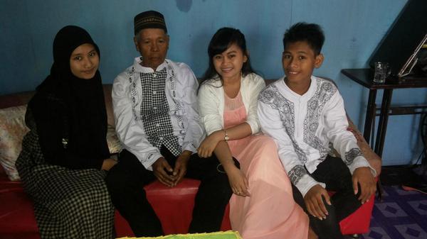 ryni94's tweet photo. Happy Eid mubarak http://t.co/xwLC6nifcX
