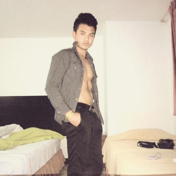 Haider_bv's tweet photo. Dejare esto por Acá #TengoGanasDe  #Relax http://t.co/AGCln77hHz