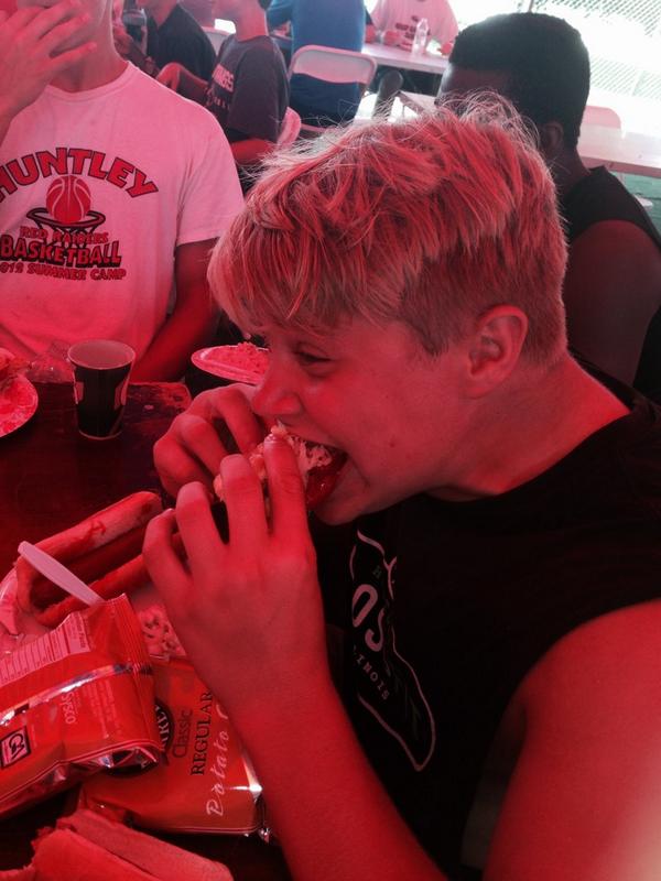 HuntleyGridIron's tweet photo. Who's feeding our boys lunch? Thank u to BUTCHER ON THE BLOCK... Feeding our boys over 700 brats at Camp Rantoul! http://t.co/89j5WG6Z5Y