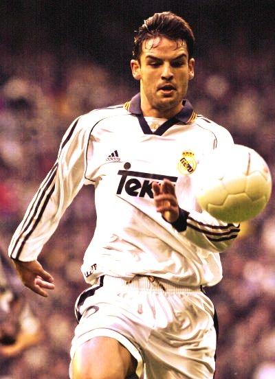 Tal día como hoy hace 16 años, debuta con el Real Madrid Fernando Morientes, Leyenda Madridista. #Madridismo