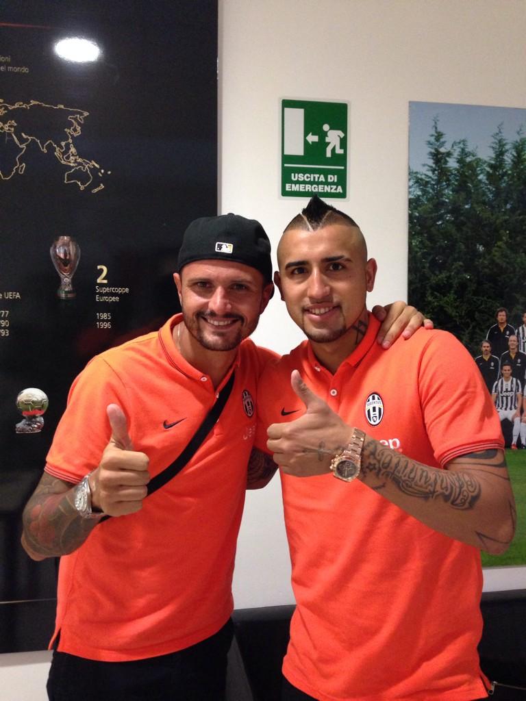 BtplGoJIgAAMShN.jpg:large