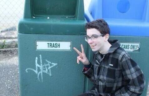 ermoislayto's tweet image. A selfie with everyone who hates the boys #MTVHottest One Direction