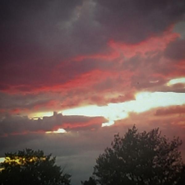 spaycebleezy's tweet photo. The world around us is beautiful!! #nature http://t.co/HJEMbrS8us