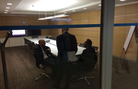 BtpuGg5CcAAuj5R.jpg:large