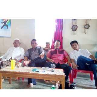 TejoeJoe's tweet photo. With The Big Family http://t.co/T3WdQFybDp