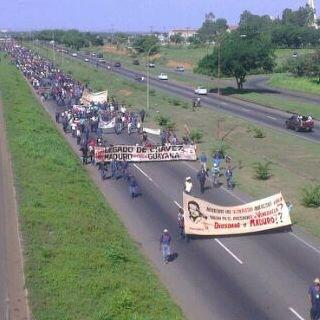 GustavoLainette's tweet photo. Salen a marchar los sidoristas en Ciudad Guayana #28Jul http://t.co/VcIguLag1j"