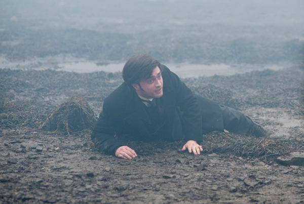 TheWomanInBlackMovie tweet media